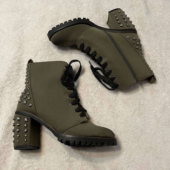 Chinese Laundry Women’s Studded Army Green Combat Boots Grunge Streetwear Size 8 - Picture 6 of 15
